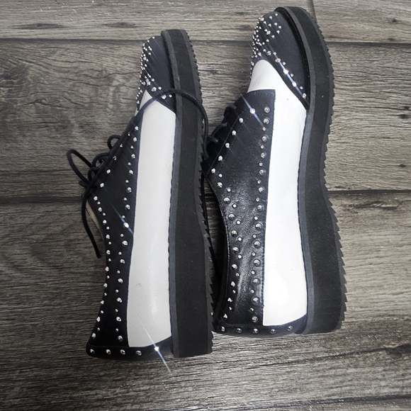 Michael Kors Black White Wingtip Oxfords Studded Party Menswear Moonwalk Theater - Picture 5 of 8